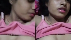 Aroused Indian woman misbehaves in bed