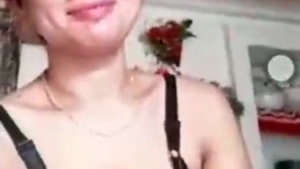 Bela Paki Pathan girl flaunts her body