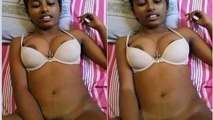 Tamil girl gets filmed by her lover in a steamy video
