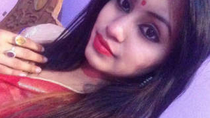Indian pretty girl gets anal pounding from guy at night
