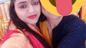 A Desi couple indulges in sexual pleasure in a bathroom setting