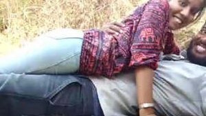 Indian couples indulge in outdoor sex