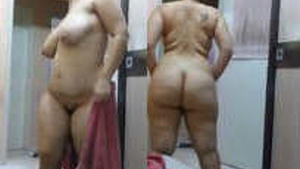 Indian woman with a curvy butt