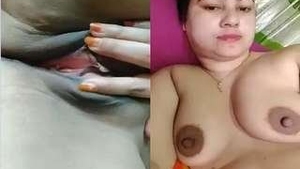 Curvy Bangla bhabhi flaunts her big boobs and pussy in a steamy video