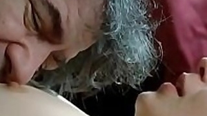 Nina Ivanisin Neka Ostane Medju Nama 2010