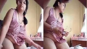 Horny couple enjoys a steamy oral session