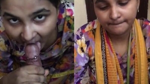 Indian college student gives oral pleasure to her tutor