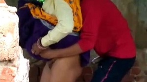 Young guy has sex with mature woman Randi in the great outdoors