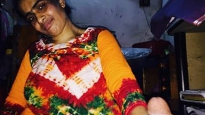 Desi maid gets fucked by boss in office