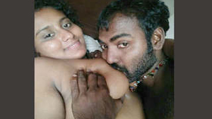 Desi couple's hot MMS clips with Mallu tag