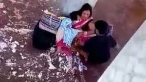 Horny mature lady gets her pussy licked and fingered outdoors by lover