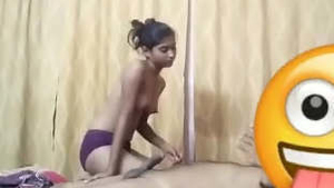 Indian beauty gives a passionate oral sex and then gets penetrated