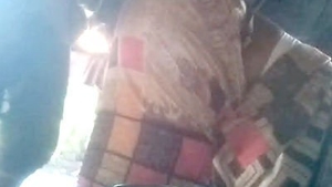 Quick sex with a village aunty in desi video