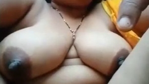 Aunty Tia bares it all in this explicit video