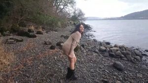 Indian wife Jill has passionate outdoor encounter in sizzling video