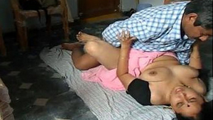 Indian sister-in-law and brother-in-law indulge in playful activity on Sunday with high-quality sound