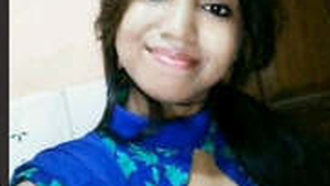 Cute desi girl gets called for video chat