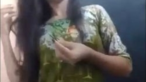 Cute college girl takes a bath in desi bathtub
