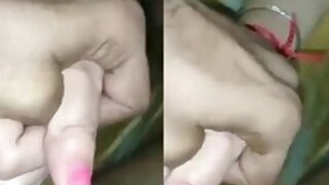 Desi hottie enjoys anal fucking and weeps as well