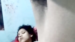 Desi village bhabi fucking pussy with her husband friend when husband not in home video