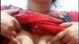A Pakistani girl reveals her breasts during a video chat
