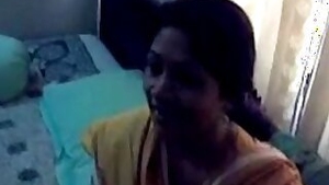 Bengali aunty home with husband?s friend caught on cam