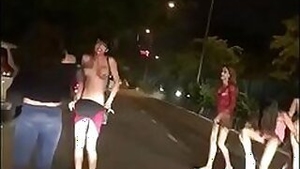 Sexy Shemales Stripping On Delhi Main Road