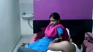 Sexy Kannada Call Girl?s First Job