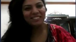 Pakistani woman reveals her large breasts