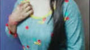 Assame Married Girl Husband Showing And Fingering For Ex Bf
