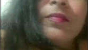 Bhabhi teases her lover with seductive moves in video call