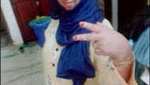 Indian Bhabhi's part in a steamy MMS video