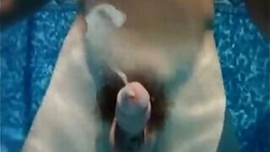 AMAZING underwater cumshot!