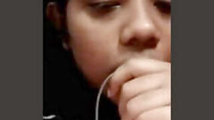 Kolkata Girl Showing Her Boobs on Video Call