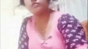 Desi bhabi reveals her unsatisfied side in steamy video