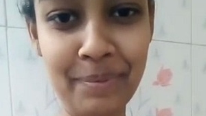 Desi woman unhooks bra for solo selfies