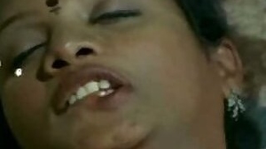 Indian hardcore mms of a desi woman and her secret affair.