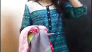Bangladeshi Beautiful Cute Girl Bathing Video For Lover