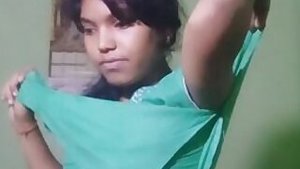 Desi horny amateur girl show