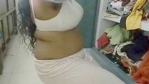 Indian BBW aunt's attractive physique and sexual encounter in a video