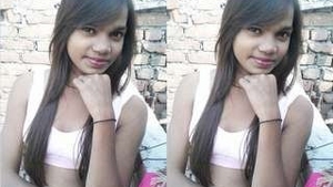 Indian babe flaunts her breasts and vagina