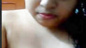 Bangladeshi Beautiful Married Bhabi Bathing