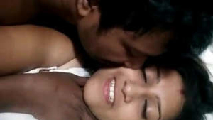 Desi wife enjoys sucking breasts in steamy video