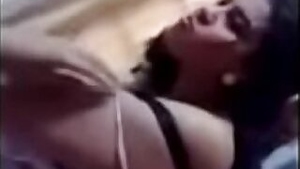 Chubby desi aunty cheating on her husband