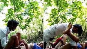 Desi couple has passionate sex in the wild