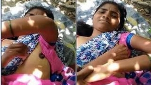Desi Bhabha's secret rendezvous with her lover in the village
