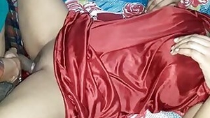 Madrasi gandi aunty ki pati ke dost se chudai ka mms tape