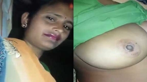 Dehati's wife flaunts her breasts for her lover