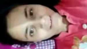 Indian woman indulges in self-pleasure with her hands