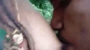 Odisha's outdoor titty sucking in MMS video